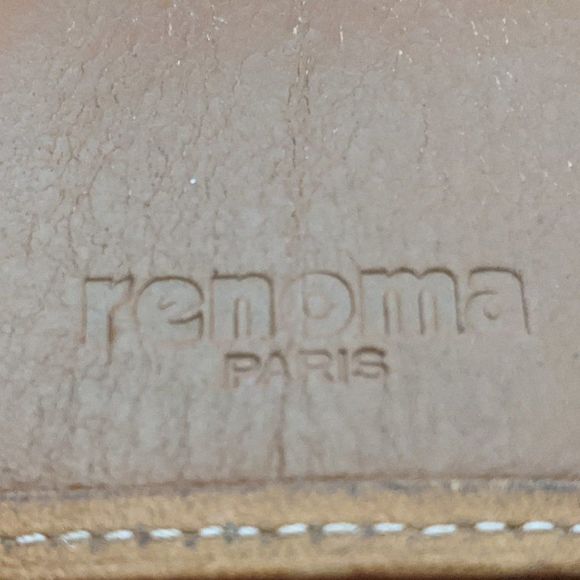 Renoma Key Holder💥PRICE DROP💥 - Picture 6 of 6